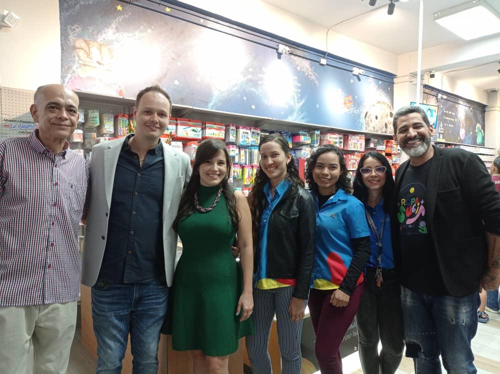 Librería La Alegría inaugura con un nuevo concepto en sucursal de CC Piazza