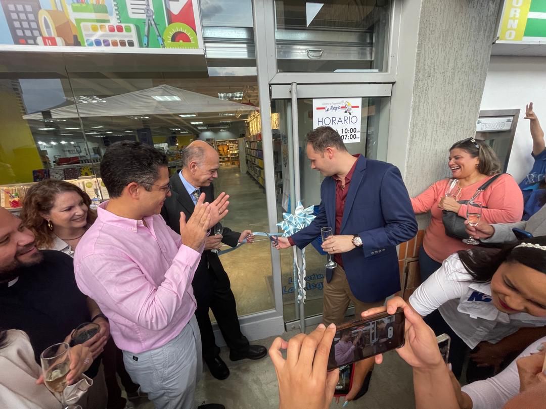 Nueva sede de Librería La Alegría en San Diego es una muestra de confianza en el país