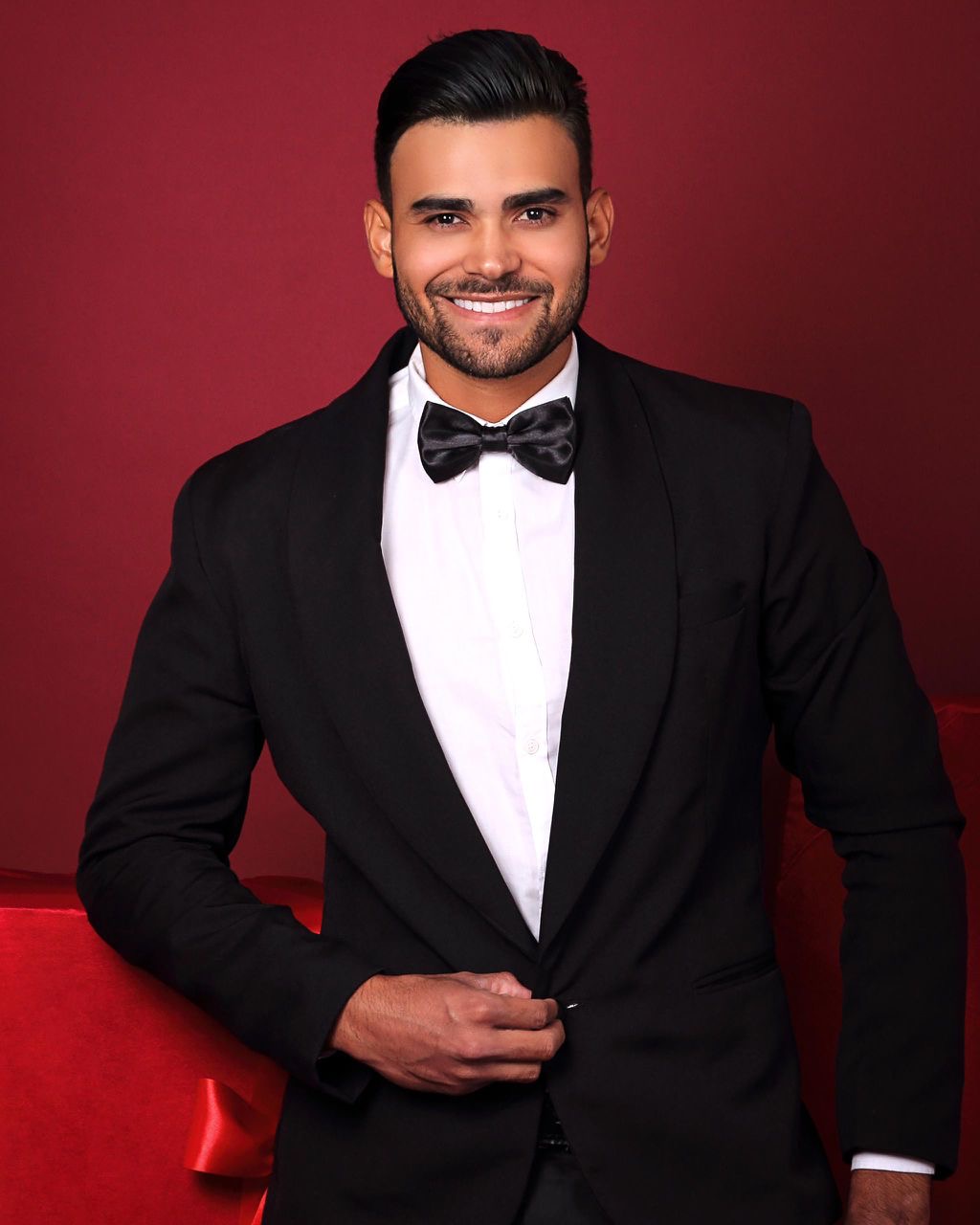 Carabobeño Henry Alexander Mercadez compite por el título de Míster Venezuela