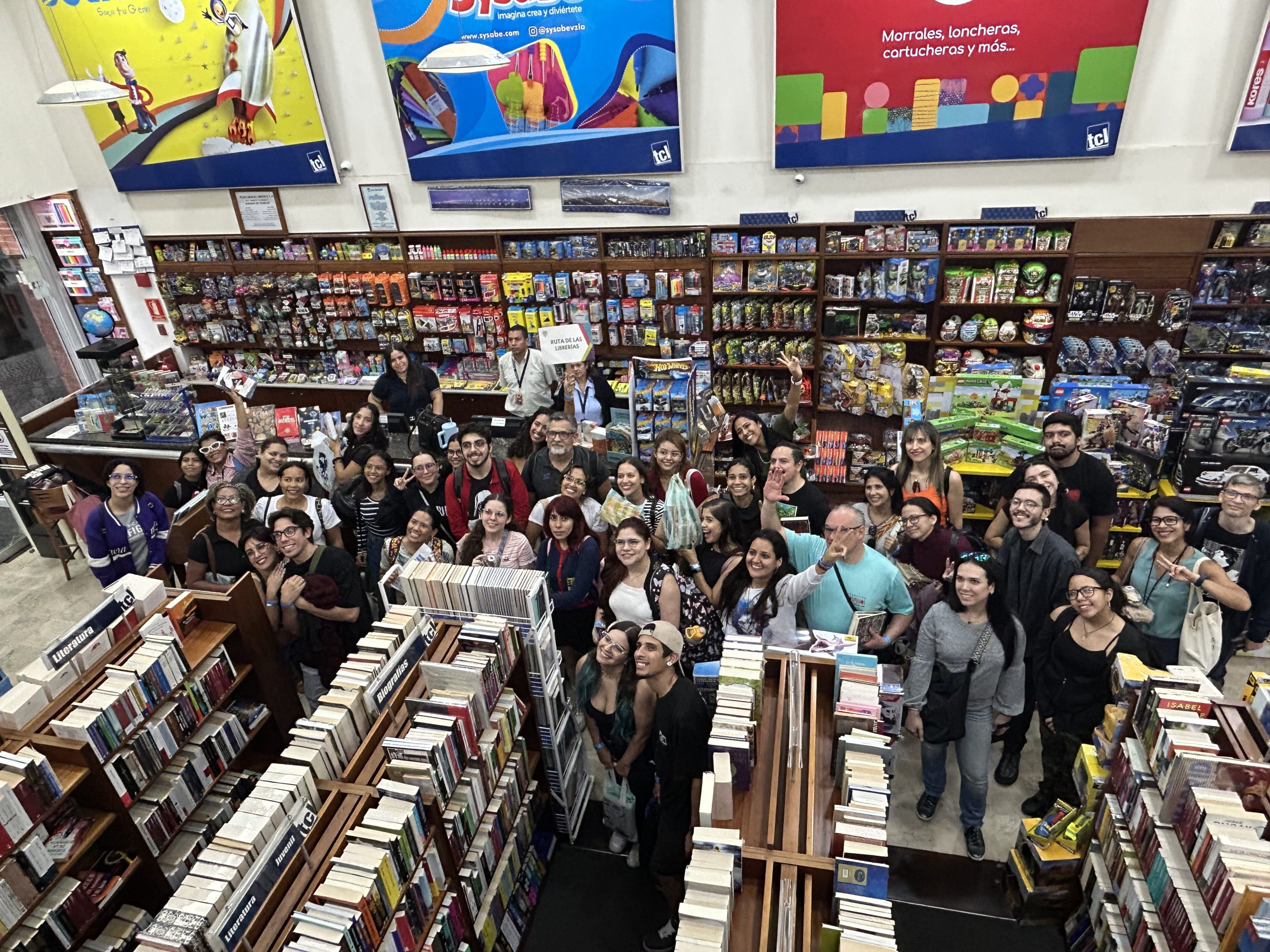 Caracas Recorre sus Páginas: Exitosa «Ruta del Libro» Celebró la Lectura en la Ciudad