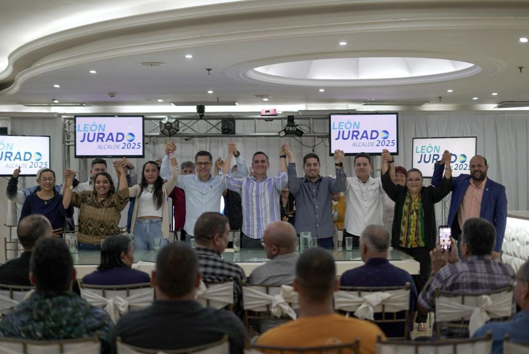 León Jurado Laurentín Formaliza Candidatura a la Reelección por la Alcaldía de San Diego