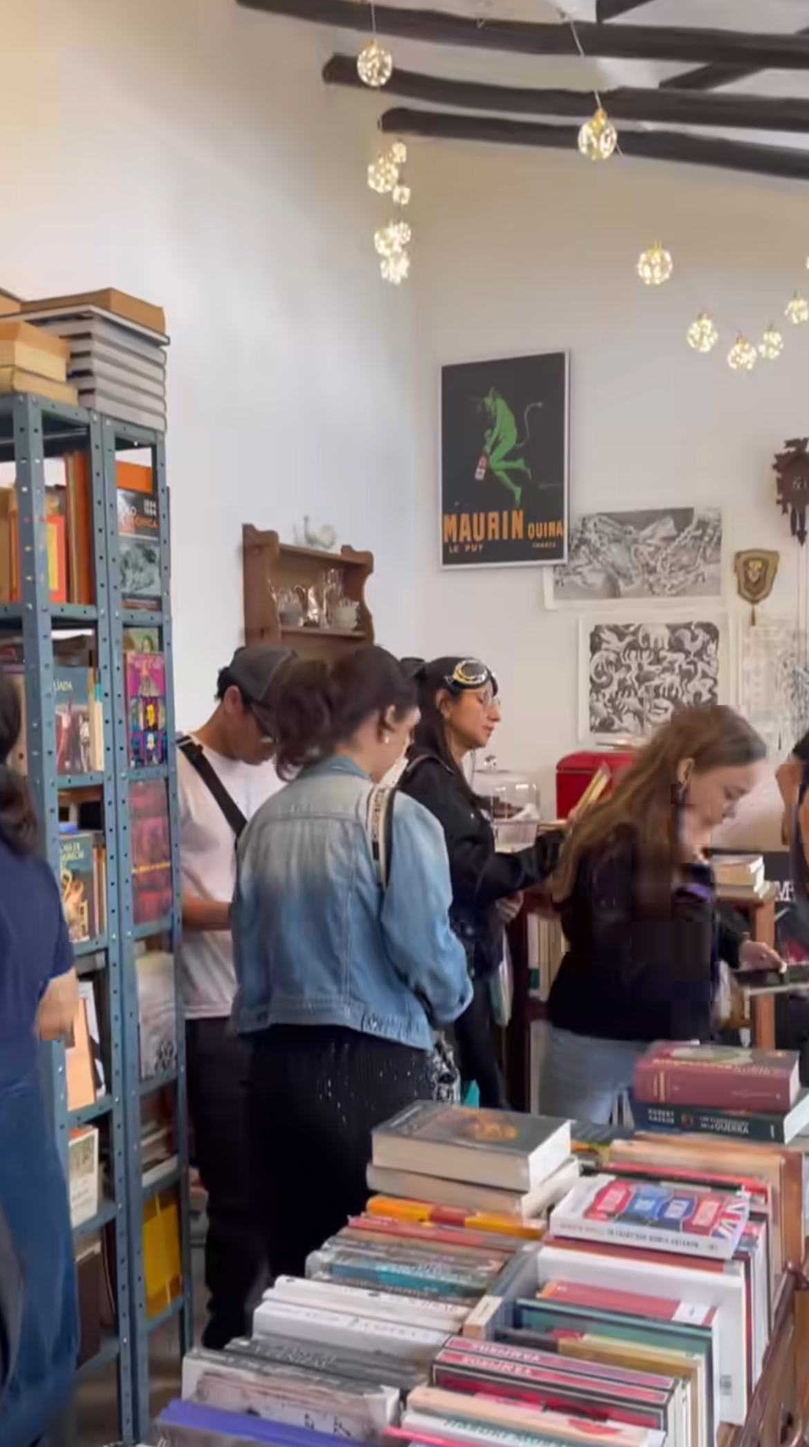 ¡Páginas que caminan! La Segunda Ruta de las Librerías toma las calles de Caracas.