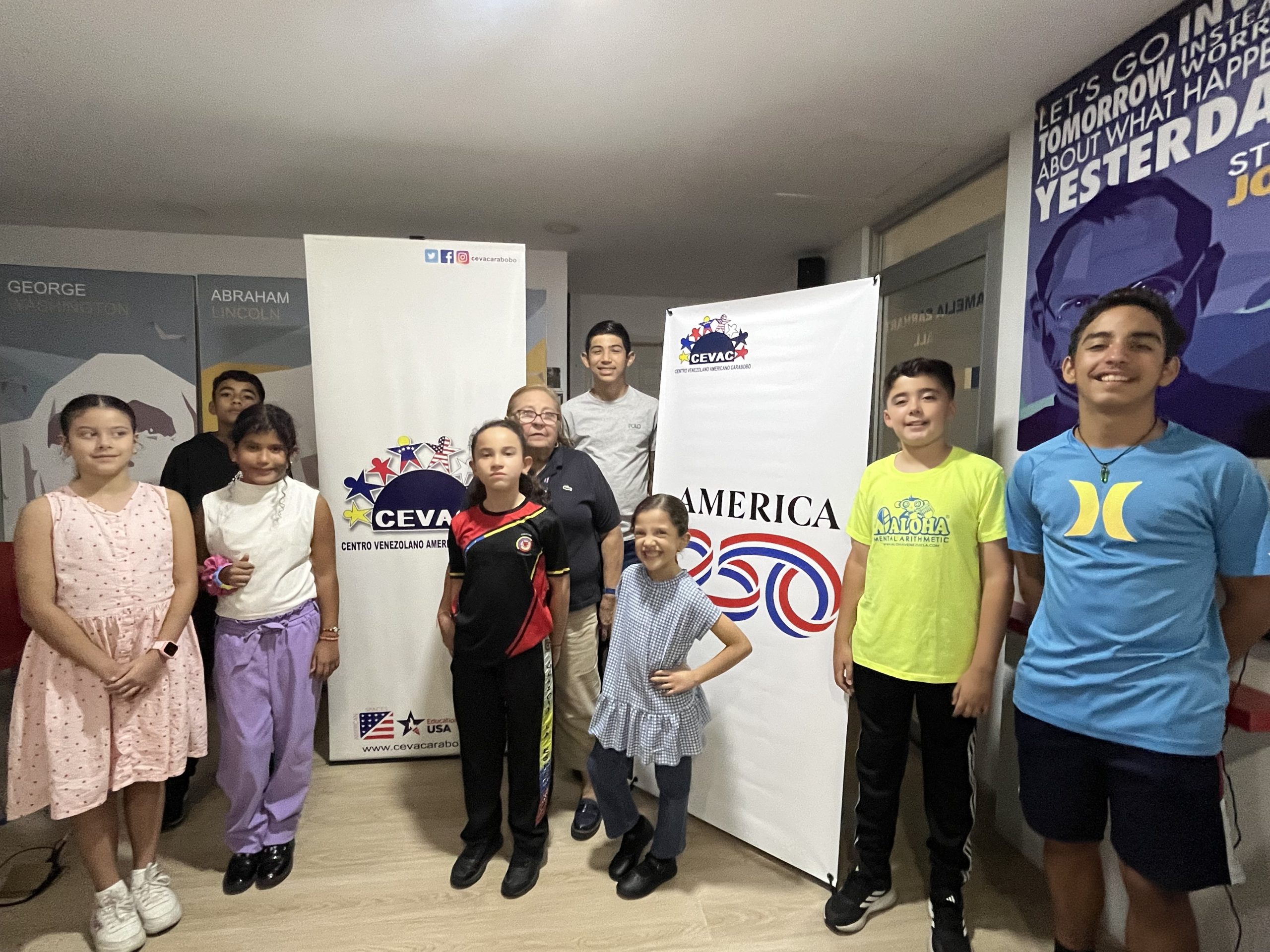 Estudiantes del CEVAC destacan en la preliminar del Spelling Bee del CVA Las Mercedes