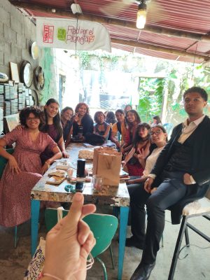 La Societé Des Lettres: El refugio de papel donde nadie lee a solas