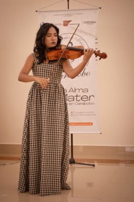 Talento Consermuca destaca en escenarios del mundo Violista Sofía Tachau participó en el Festival de Cámara de Bélgica